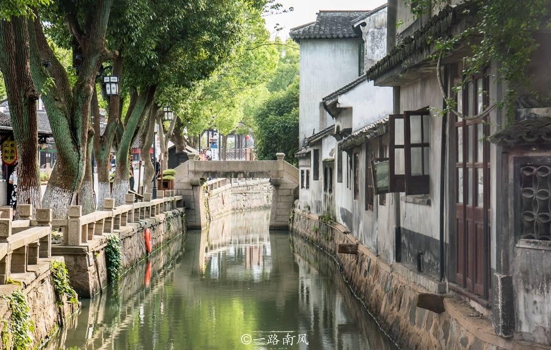 内险股早盘延续涨势 中国太平涨超4%中国太保涨超2%